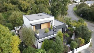 LAFORÊT IMMOBILIER QUIMPER – Maison contemporaine à Kerfeunteun